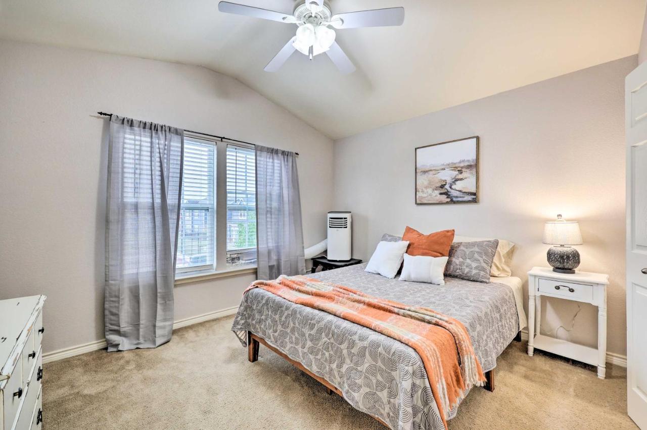 Inviting Afton Townhome With Hot Tub, Walk To Lake! Exterior foto